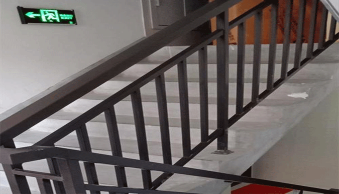 铁艺楼梯 铁艺楼梯